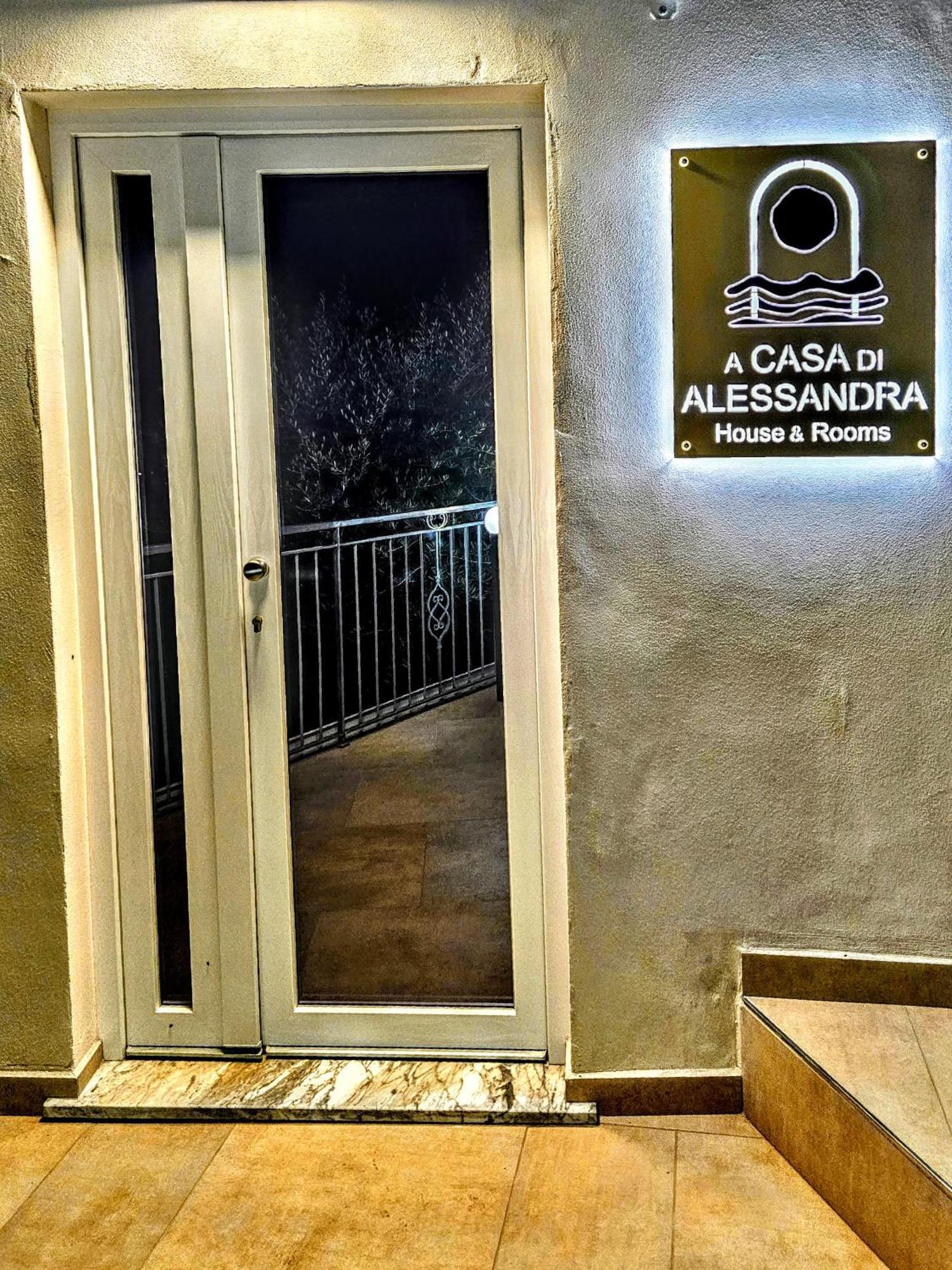 A Casa Di Alessandra - Rooms Castellabate Eksteriør billede
