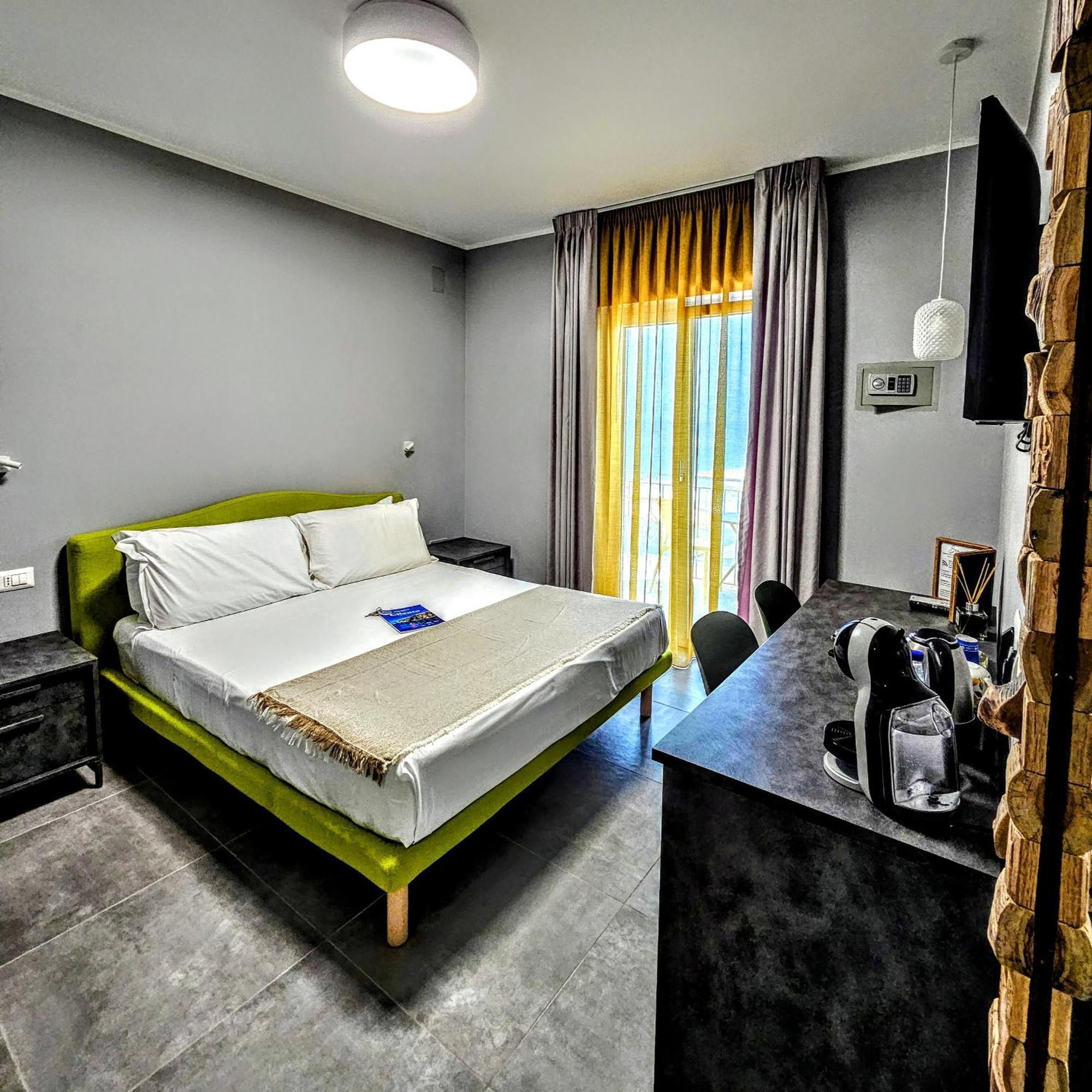 A Casa Di Alessandra - Rooms Castellabate Eksteriør billede